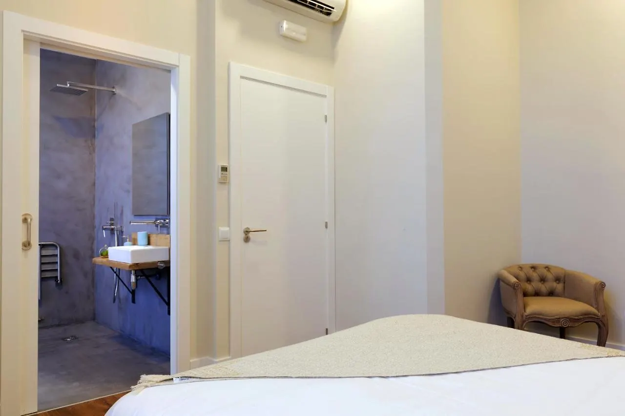 Hotel Radha L'Hospitalet de Llobregat 3*,  Spain