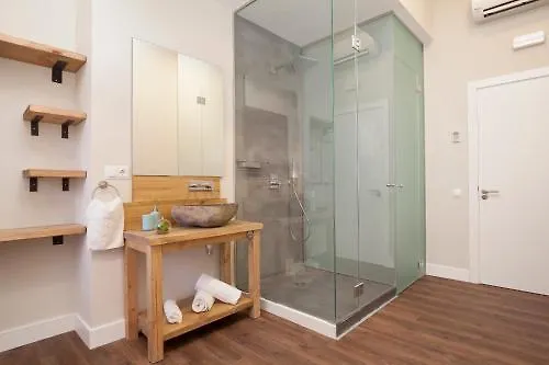 Hotel Radha L'Hospitalet de Llobregat 3*,  Spanyolország